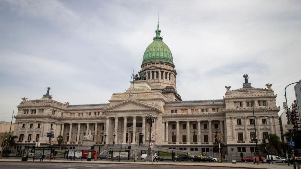 Tensión en el Congreso por debate de presupuesto 2027